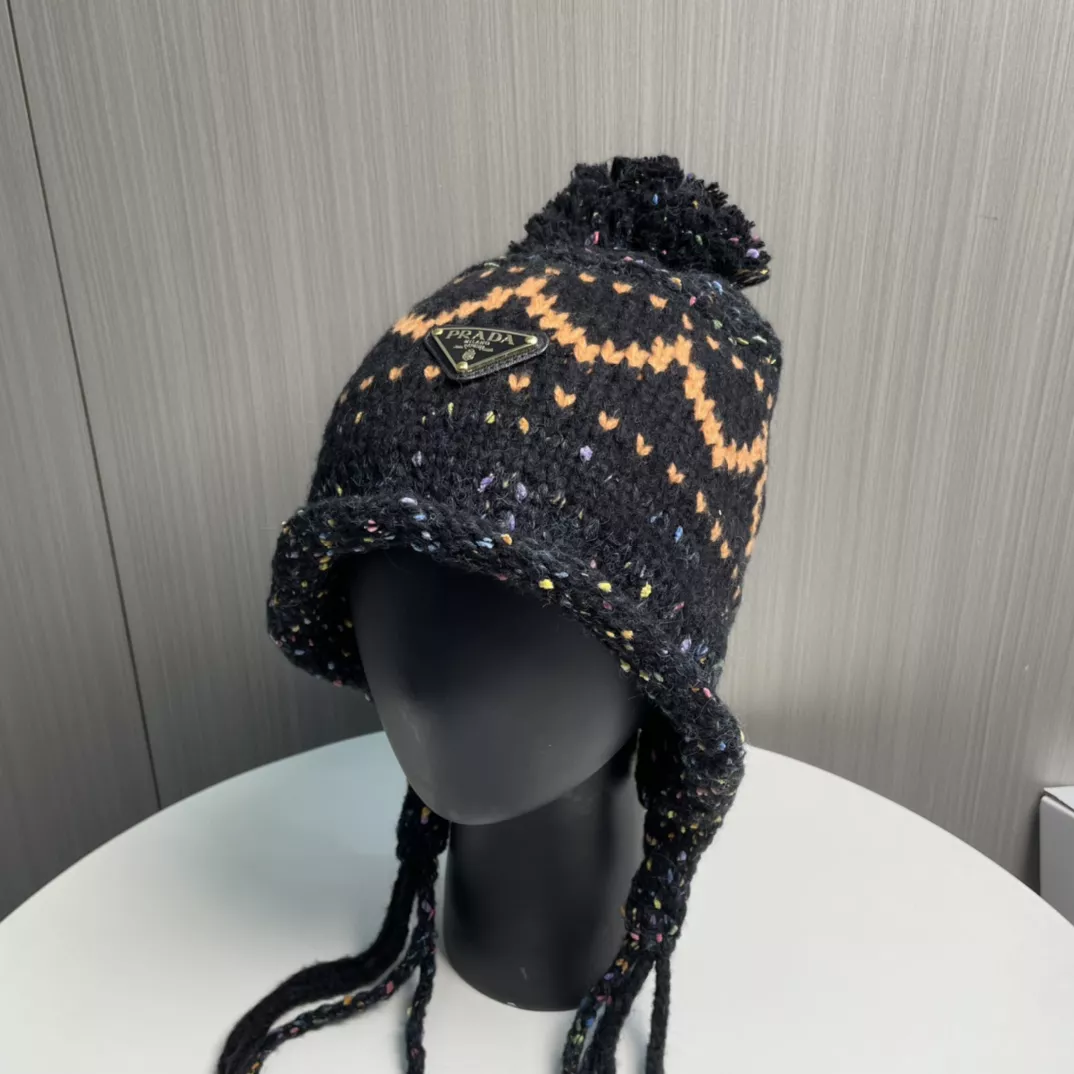 GoodFit 2038 Prada Caps