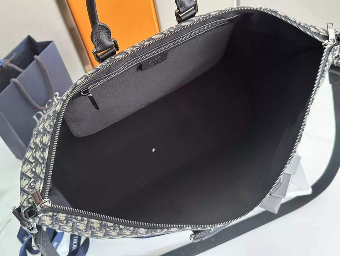 GoodFit 2044 Christian Dior Travel Bags