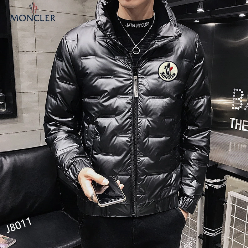 GoodFit 2073 Moncler Down Feather Coat Long Sleeved For Men