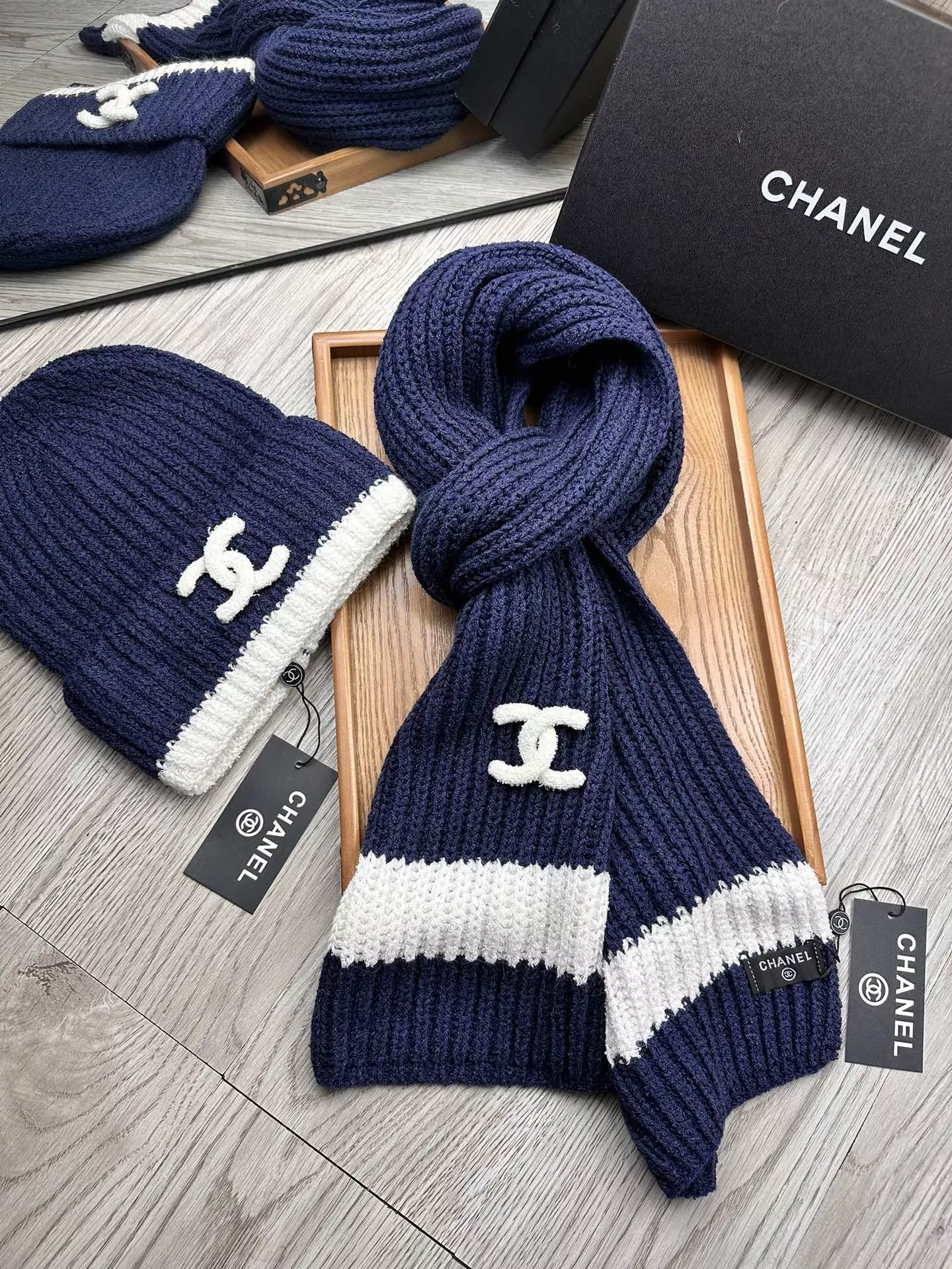 GoodFit 2432 Chanel Hat and Scarf Set