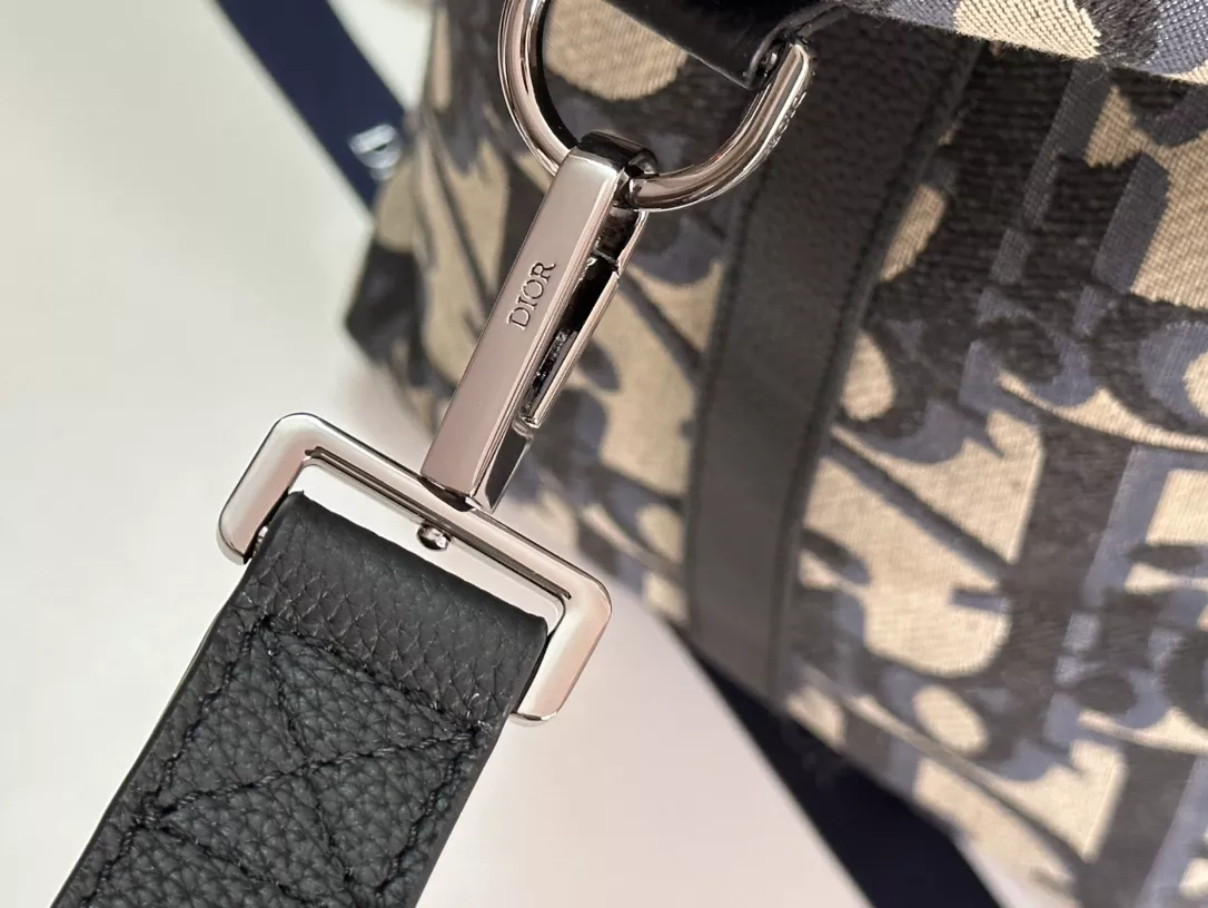 GoodFit 3106 Christian Dior Travel Bags