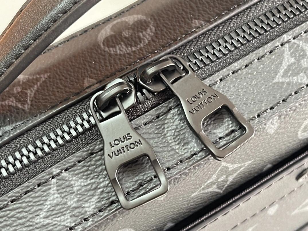 GoodFit 3134 Louis Vuitton AAA Man Messenger Bags