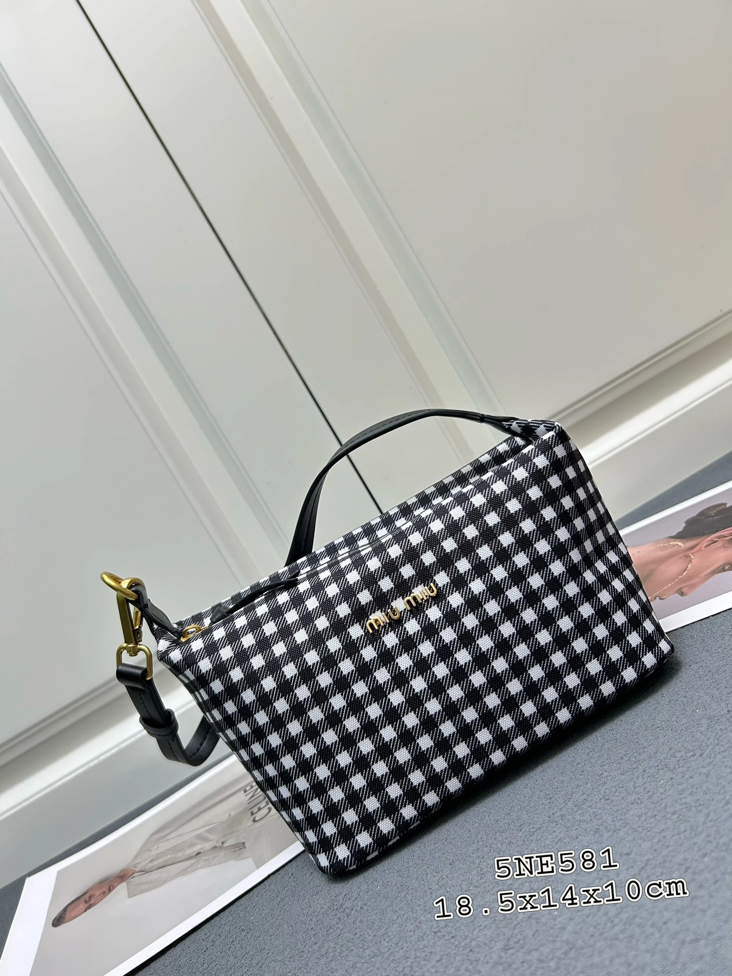 GoodFit 3136 MIU MIU AAA Quality Messenger Bags For Women