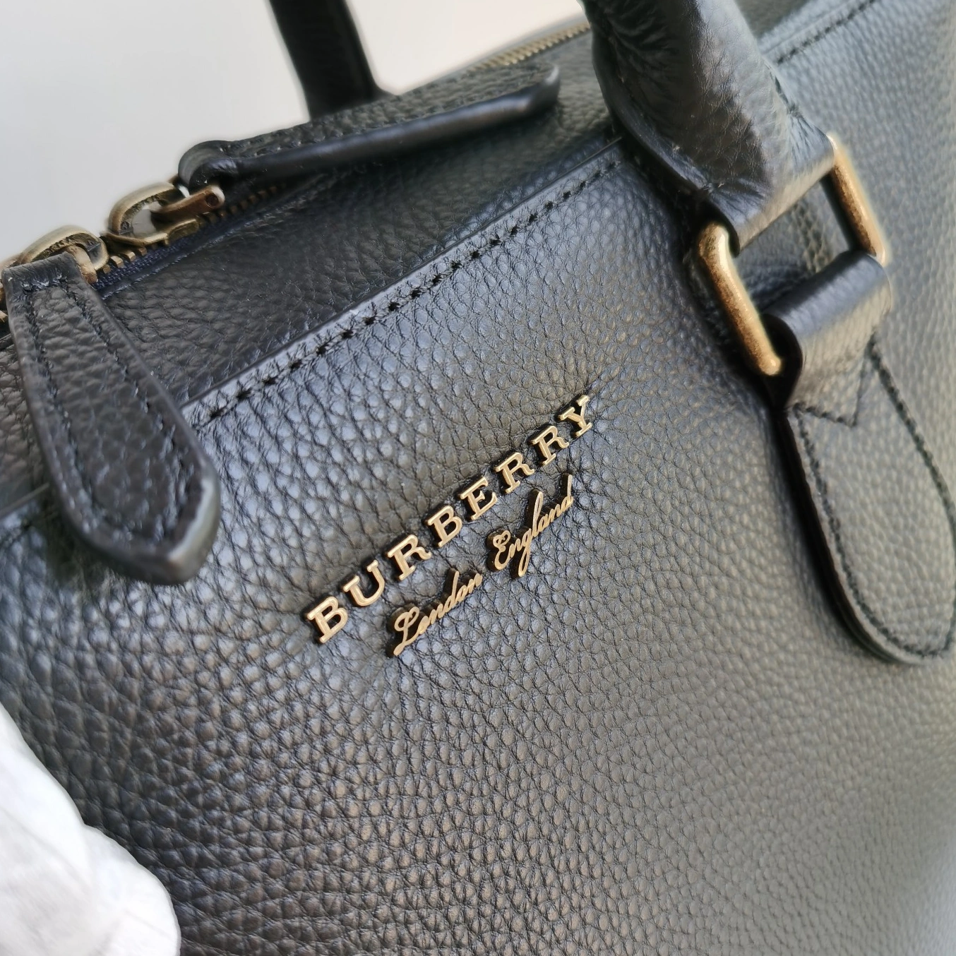 GoodFit 3679 Burberry AAA Man Handbags