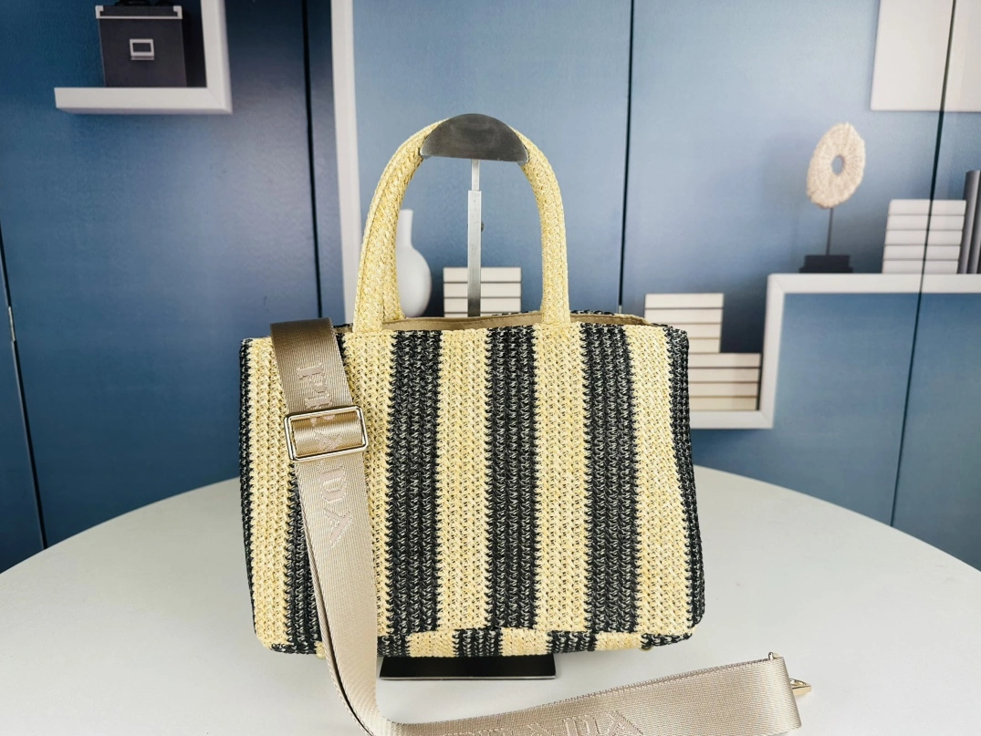 GoodFit 3820 Prada AAA Quality Handbags
