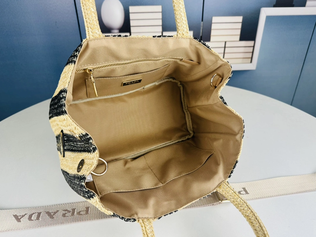 GoodFit 3820 Prada AAA Quality Handbags