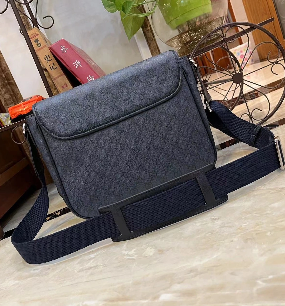 GoodFit 4316 Gucci AAA Man Messenger Bags