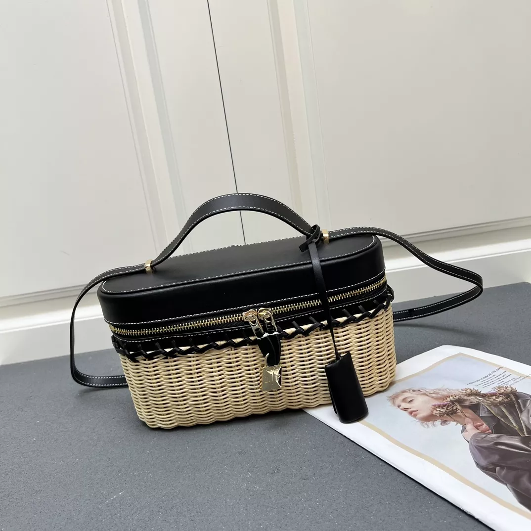 GoodFit 4374 Loro Piana AAA Quality Messenger Bags For Women