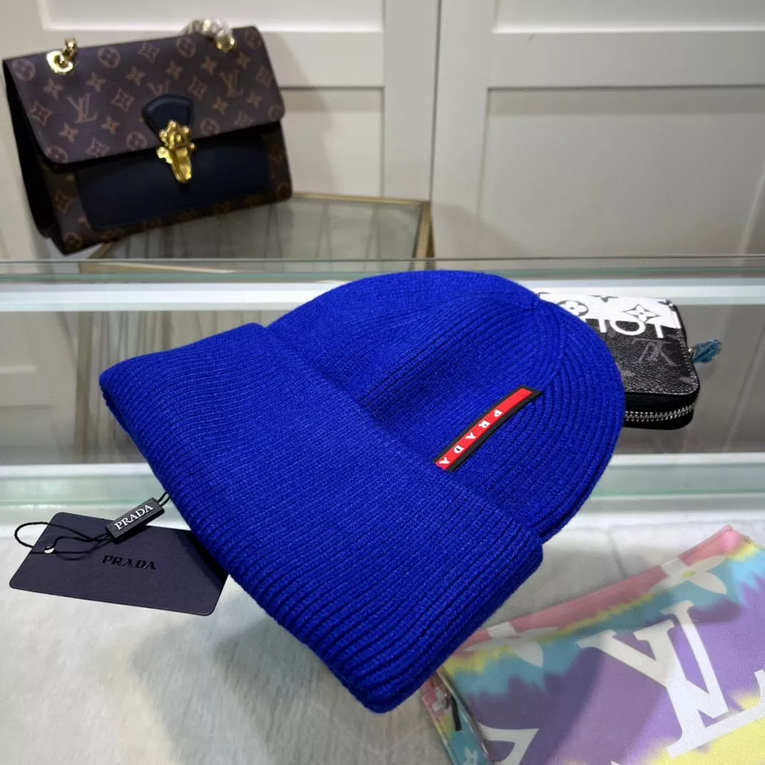 GoodFit 4558 Prada Caps