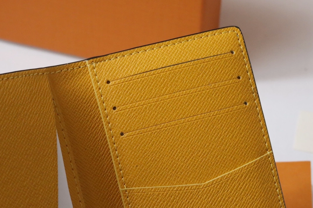 GoodFit 468 Louis Vuitton LV Card Case