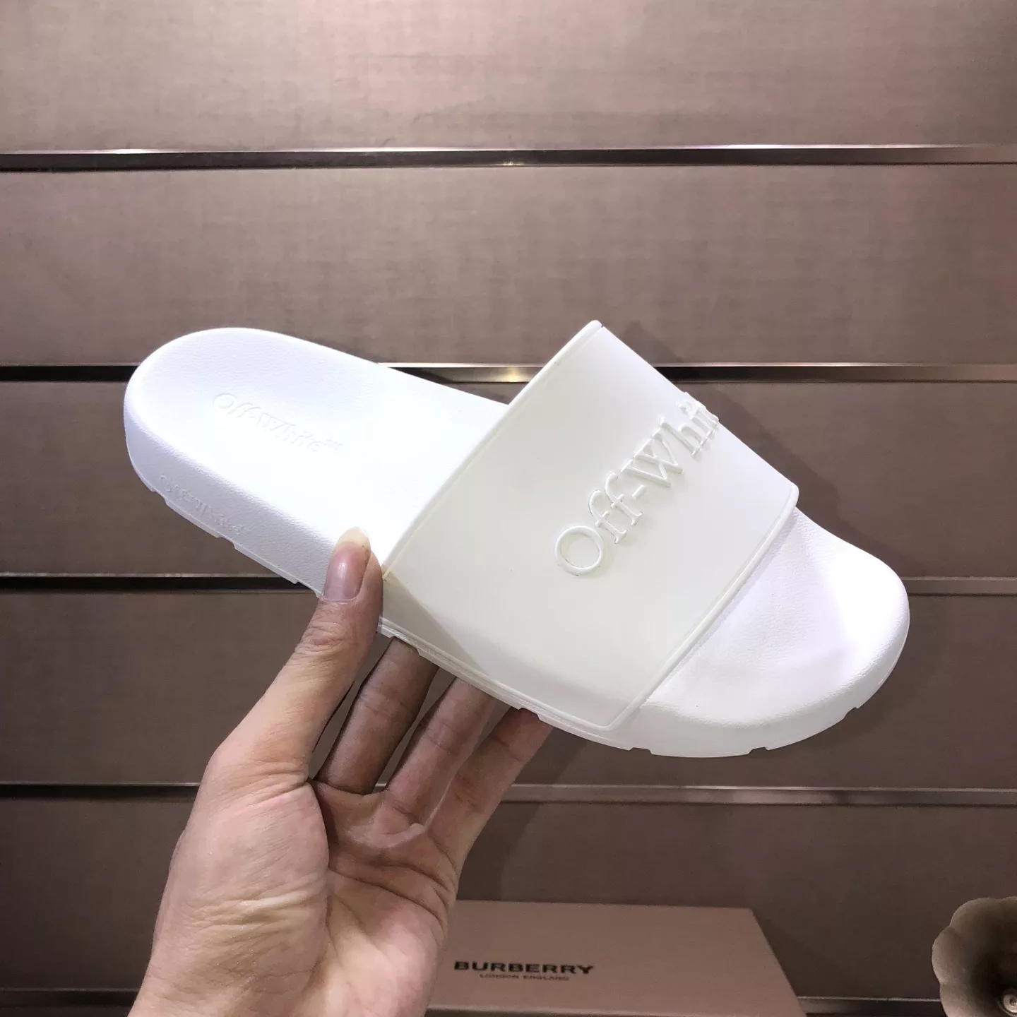GoodFit 470 Off-White Slippers For Men