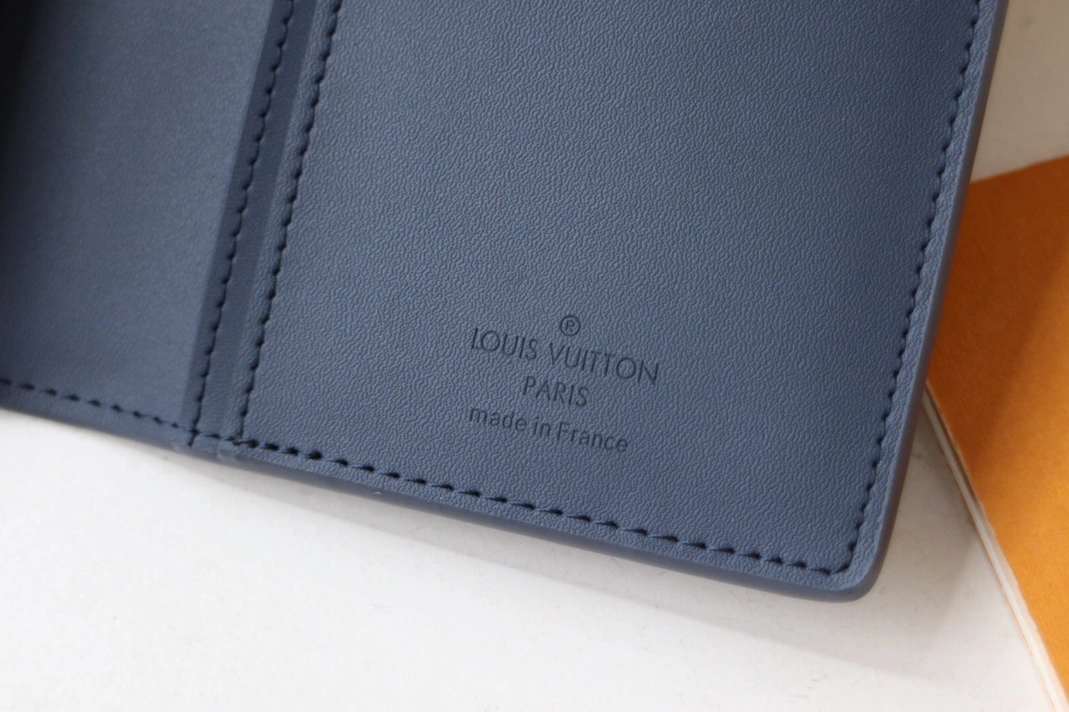 GoodFit 4711 Louis Vuitton AAA Quality Card Case