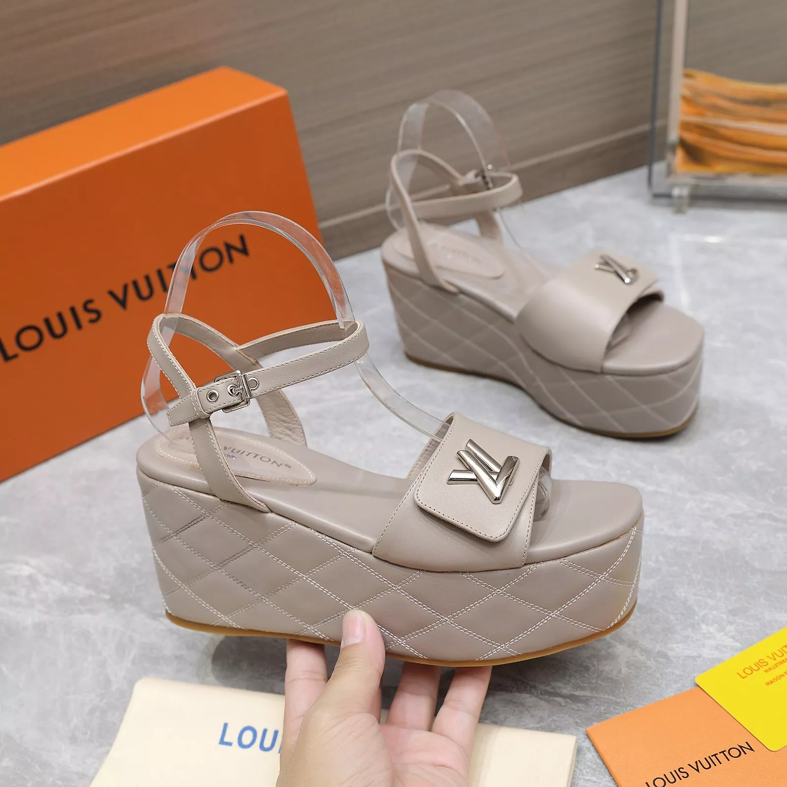 GoodFit 4843 Louis Vuitton Sandal For Women