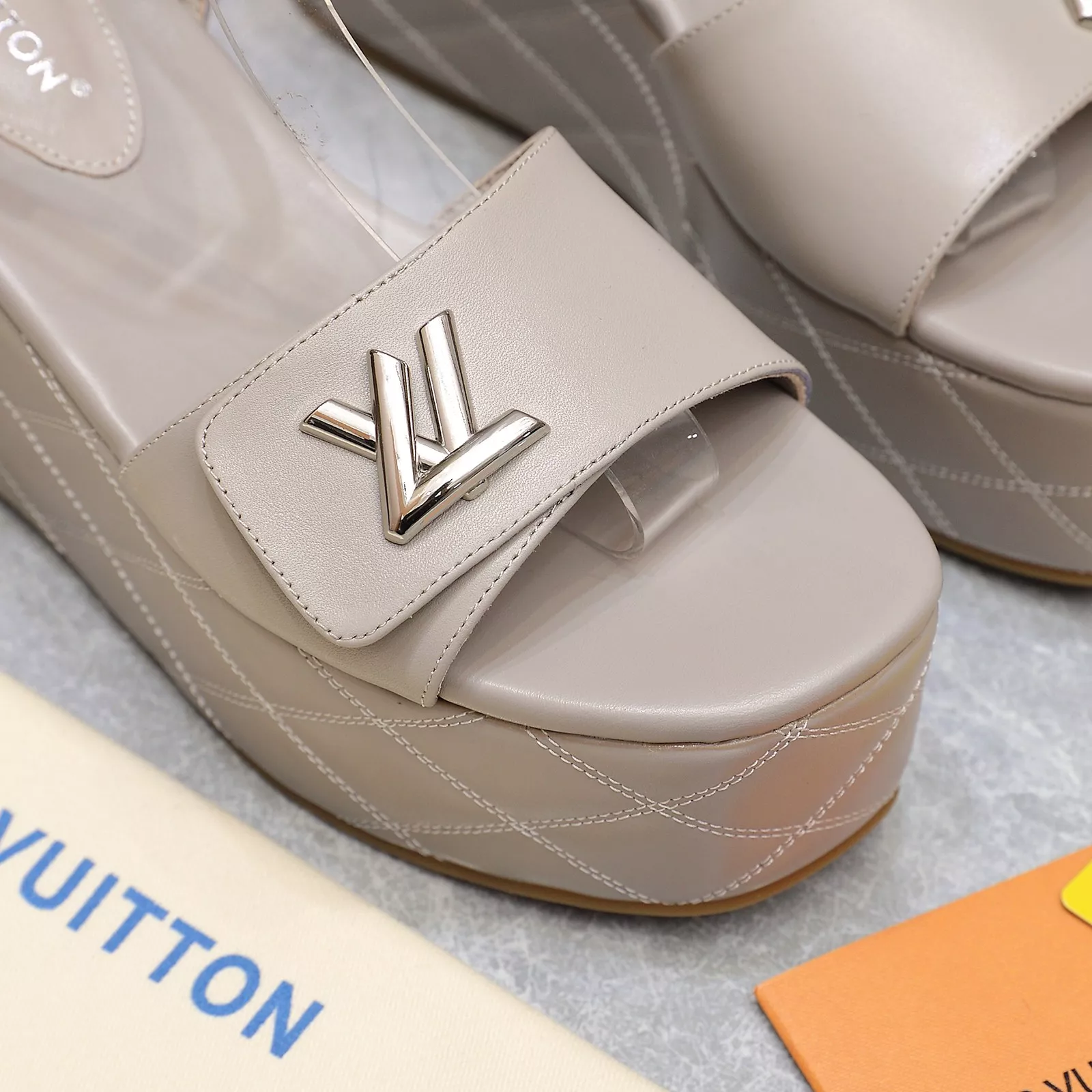 GoodFit 4843 Louis Vuitton Sandal For Women