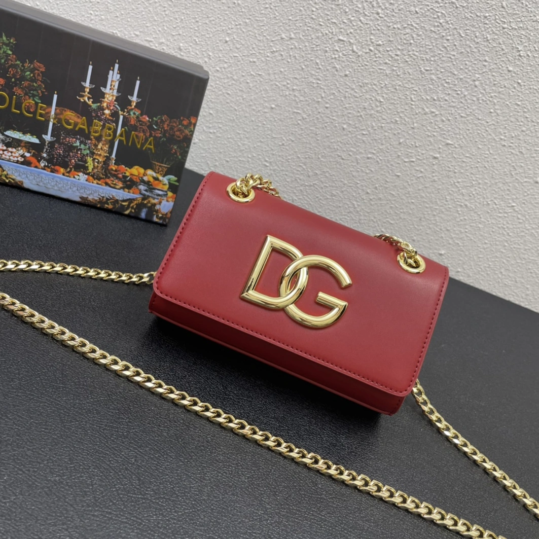 GoodFit 5083 Dolce & Gabbana D&G AAA Quality Messenger Bags For Women