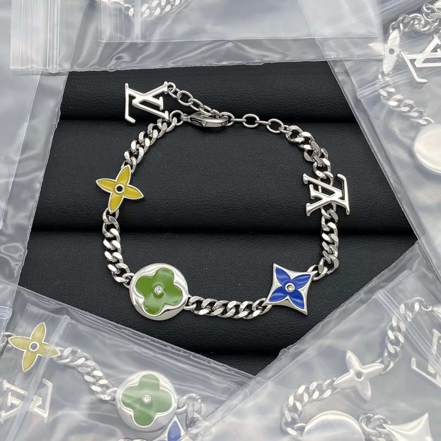 GoodFit 552 Louis Vuitton LV Bracelets