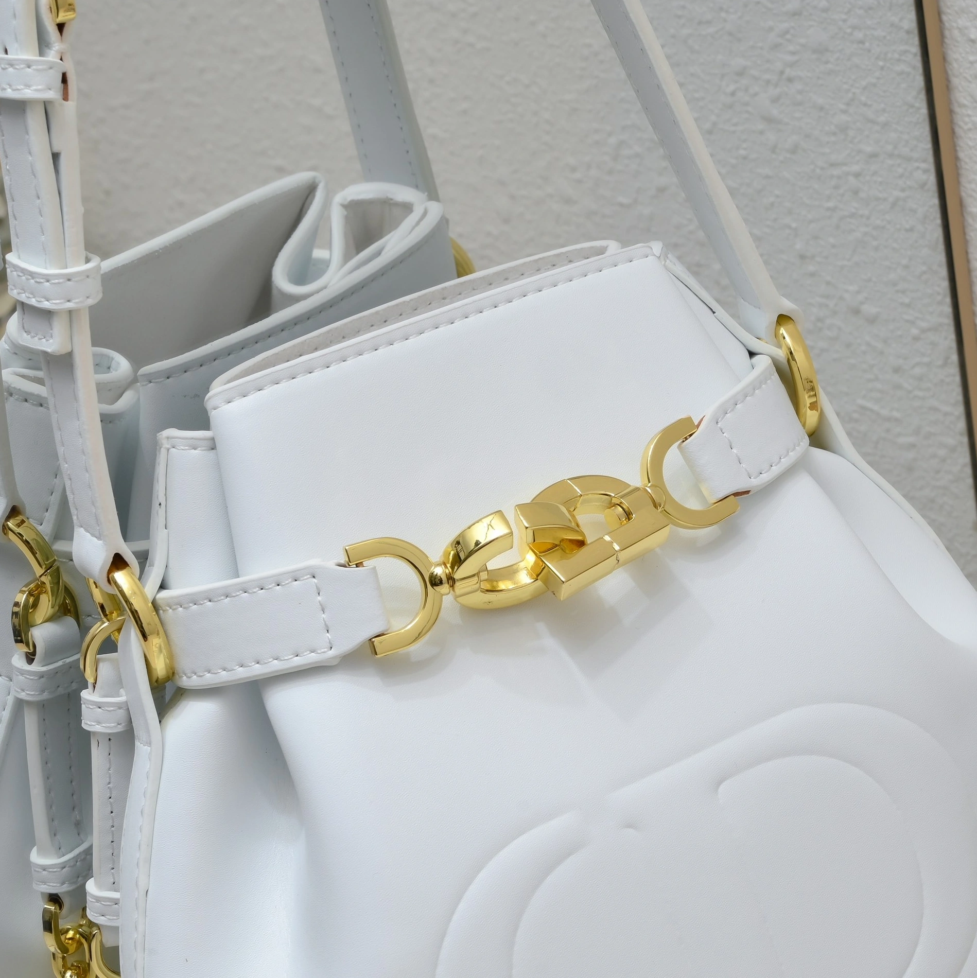 GoodFit 5918 Christian Dior AAA Quality Messenger Bags For Women