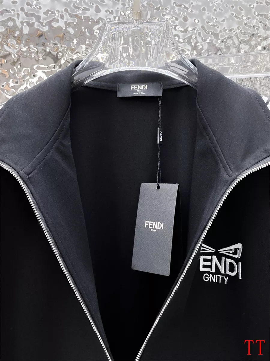GoodFit 5922 Fendi Tracksuits Long Sleeved For Men