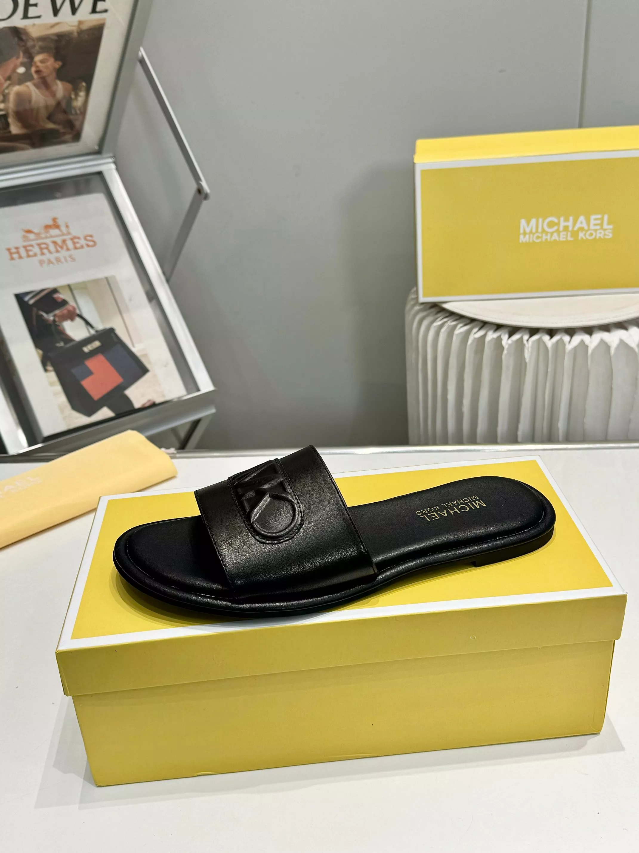 GoodFit 6039 Michael Kors Slippers For Women
