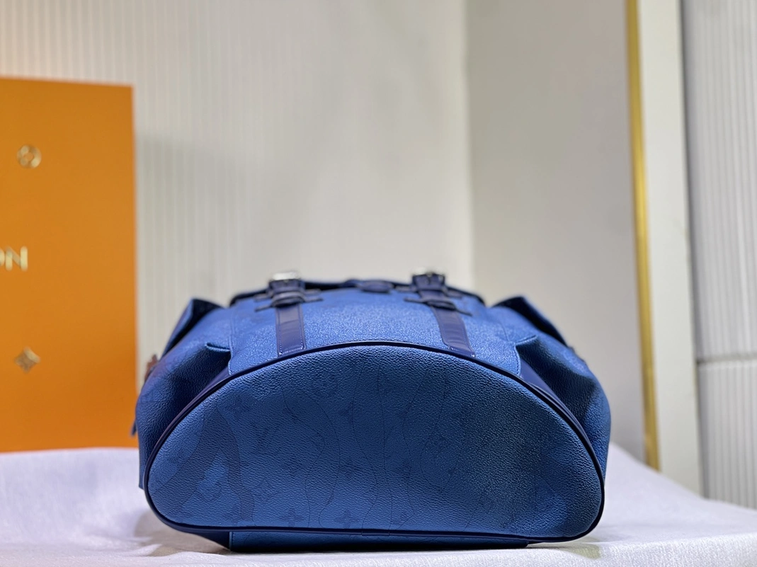 GoodFit 6241 Louis Vuitton LV AAA Man Backpacks