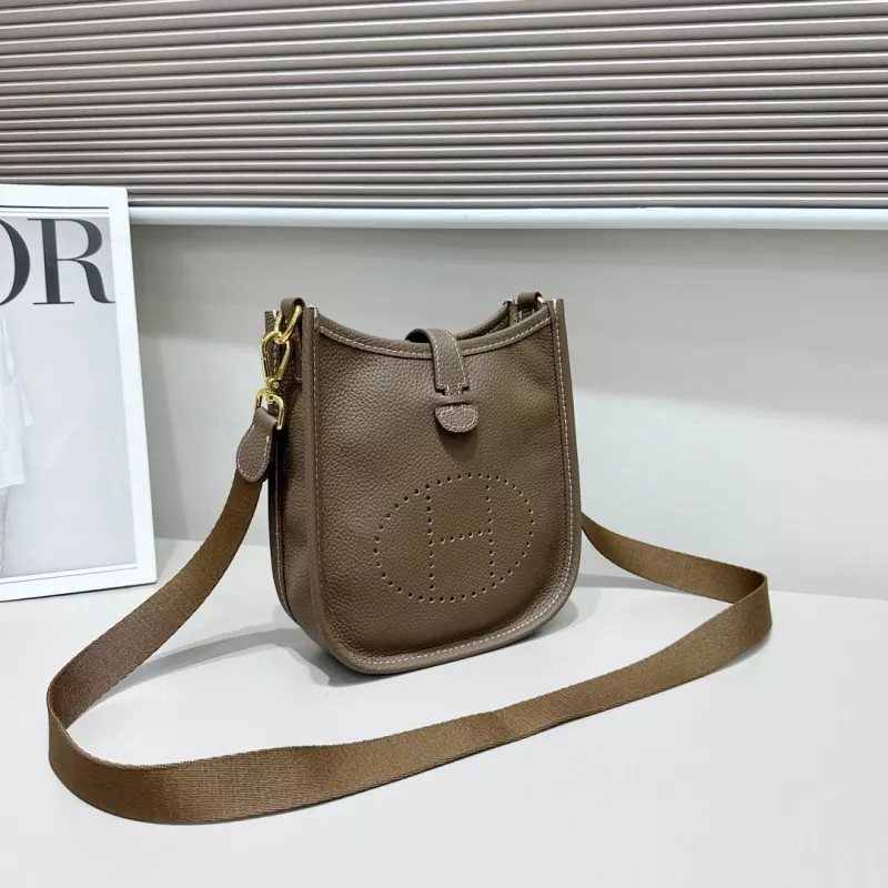 GoodFit 6383 Hermes AAA Quality Messenger Bags For Women