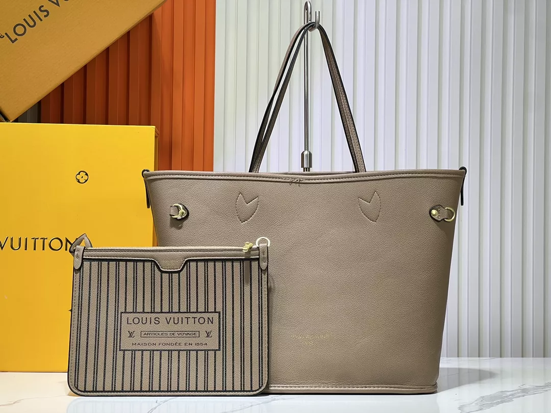 GoodFit 6388 Louis Vuitton AAA Quality Shoulder Bags For Women