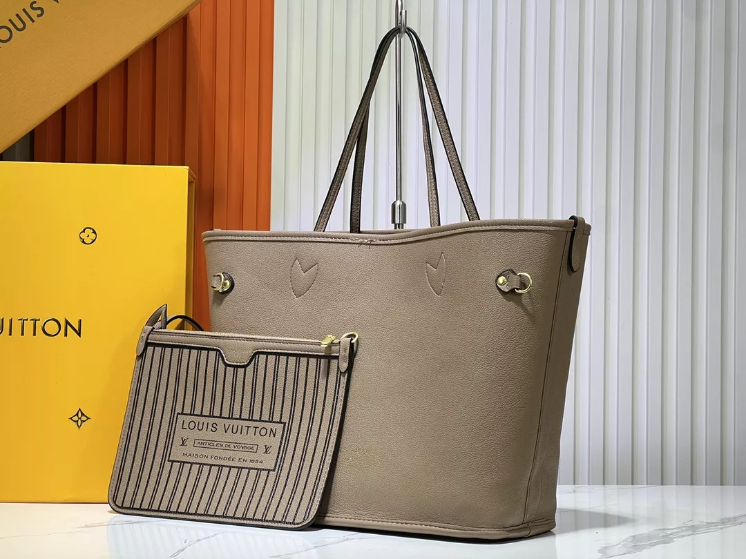GoodFit 6388 Louis Vuitton AAA Quality Shoulder Bags For Women