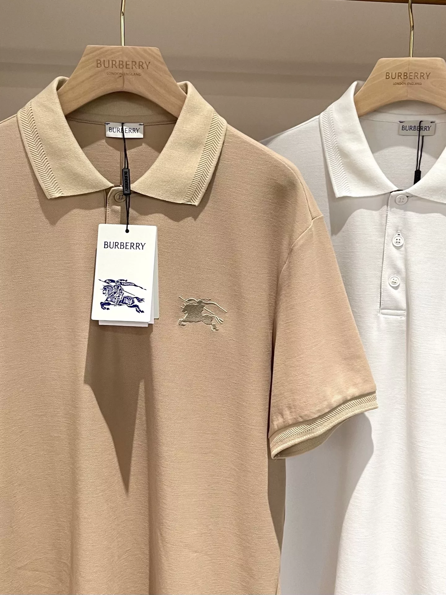 GoodFit 6557 Burberry T-Shirts Short Sleeved For Unisex