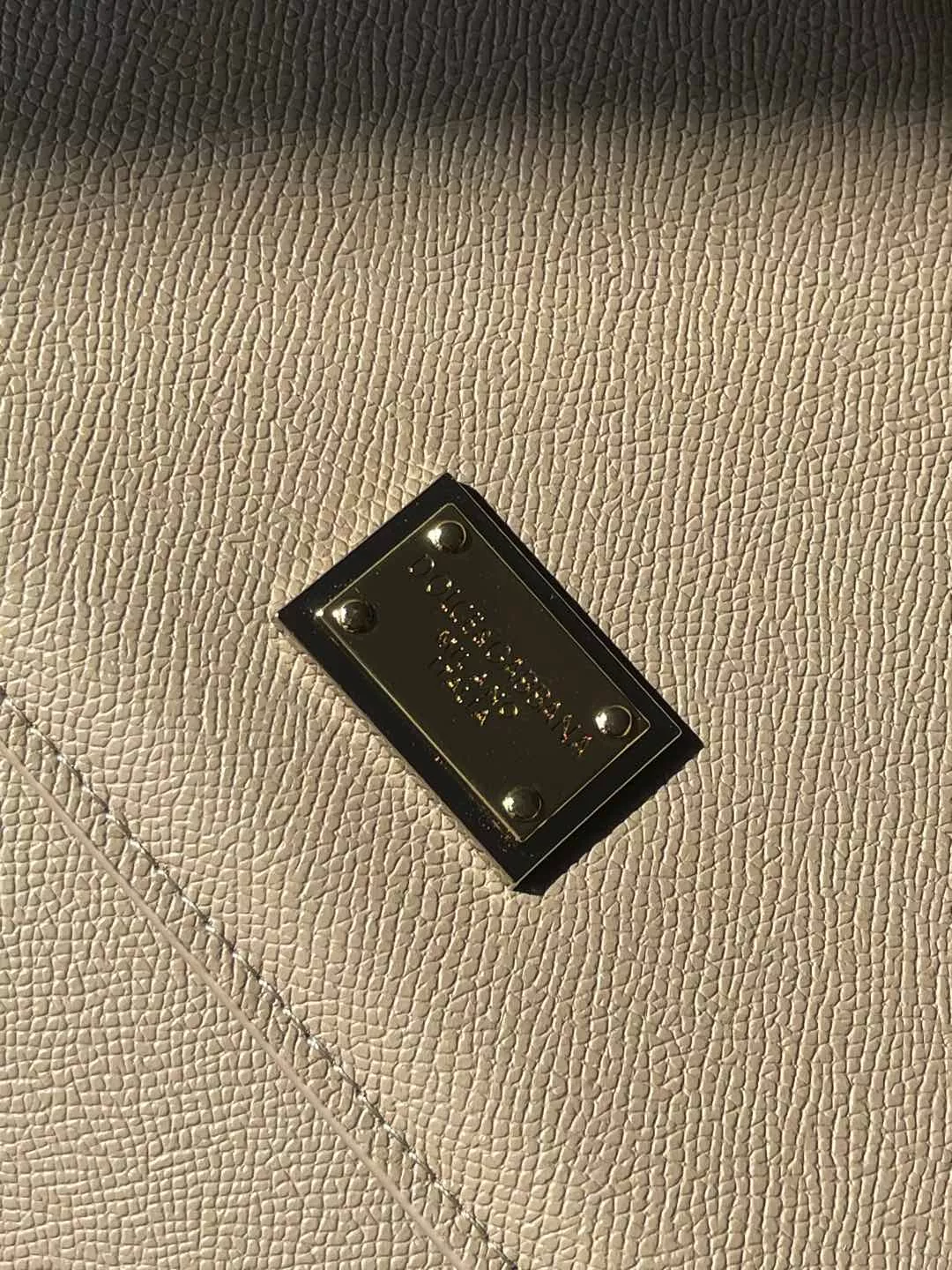 GoodFit 6572 Dolce & Gabbana AAA Quality Handbags For Women