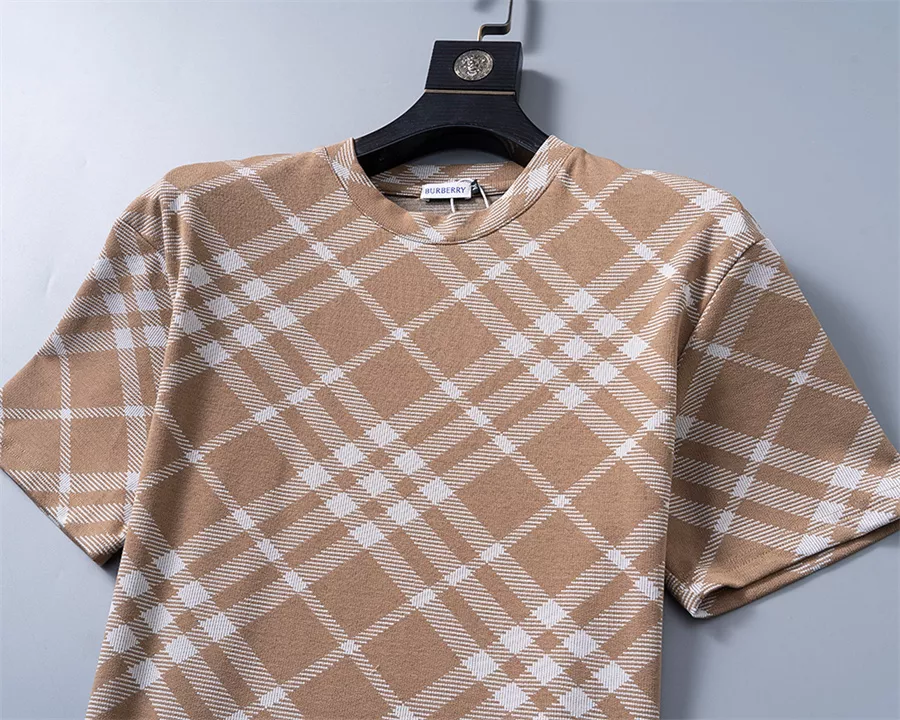 GoodFit 7331 Burberry Tracksuits Short Sleeved For Men