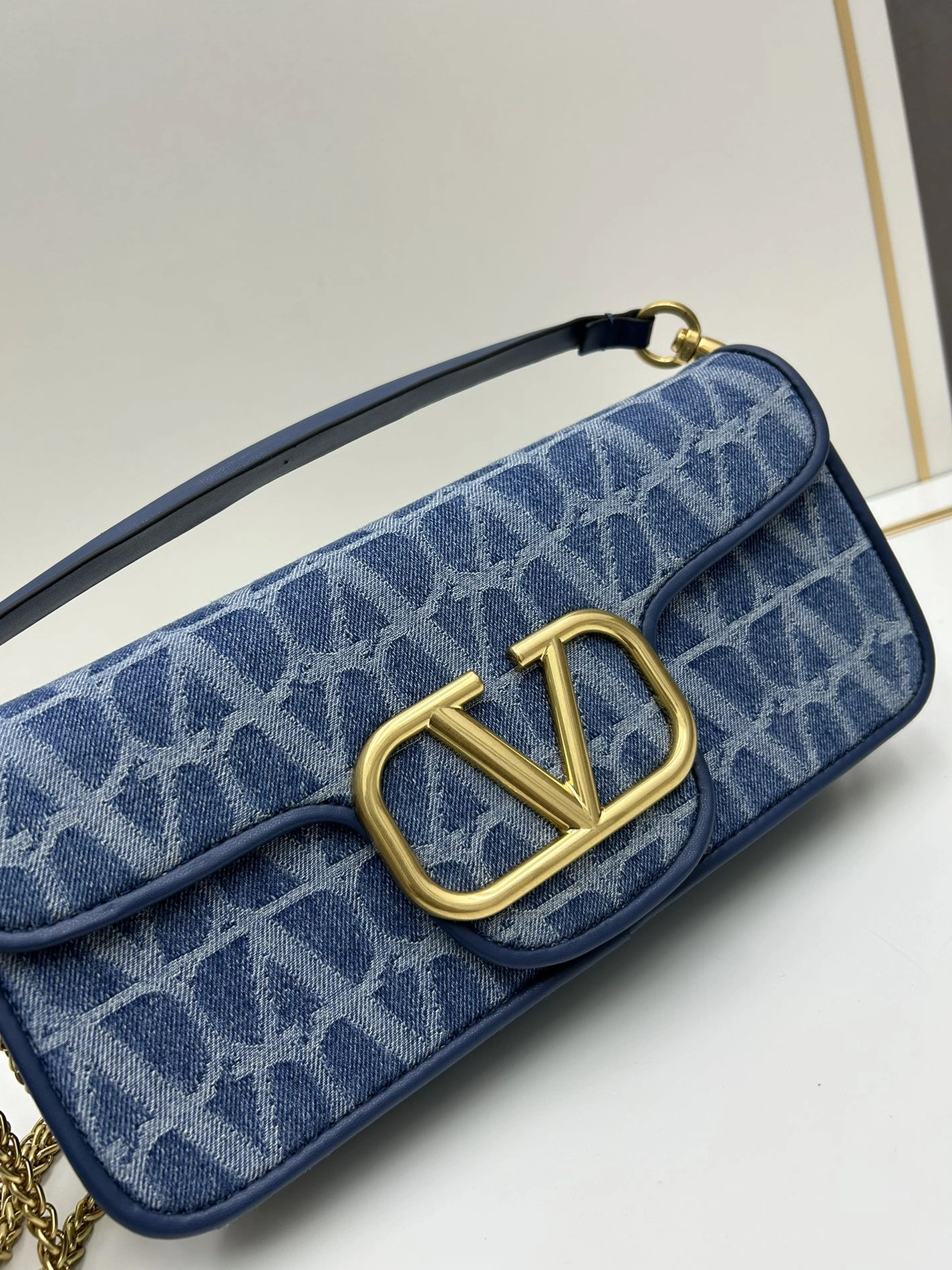 GoodFit 7464 Valentino AAA Quality Shoulder Bags For Women