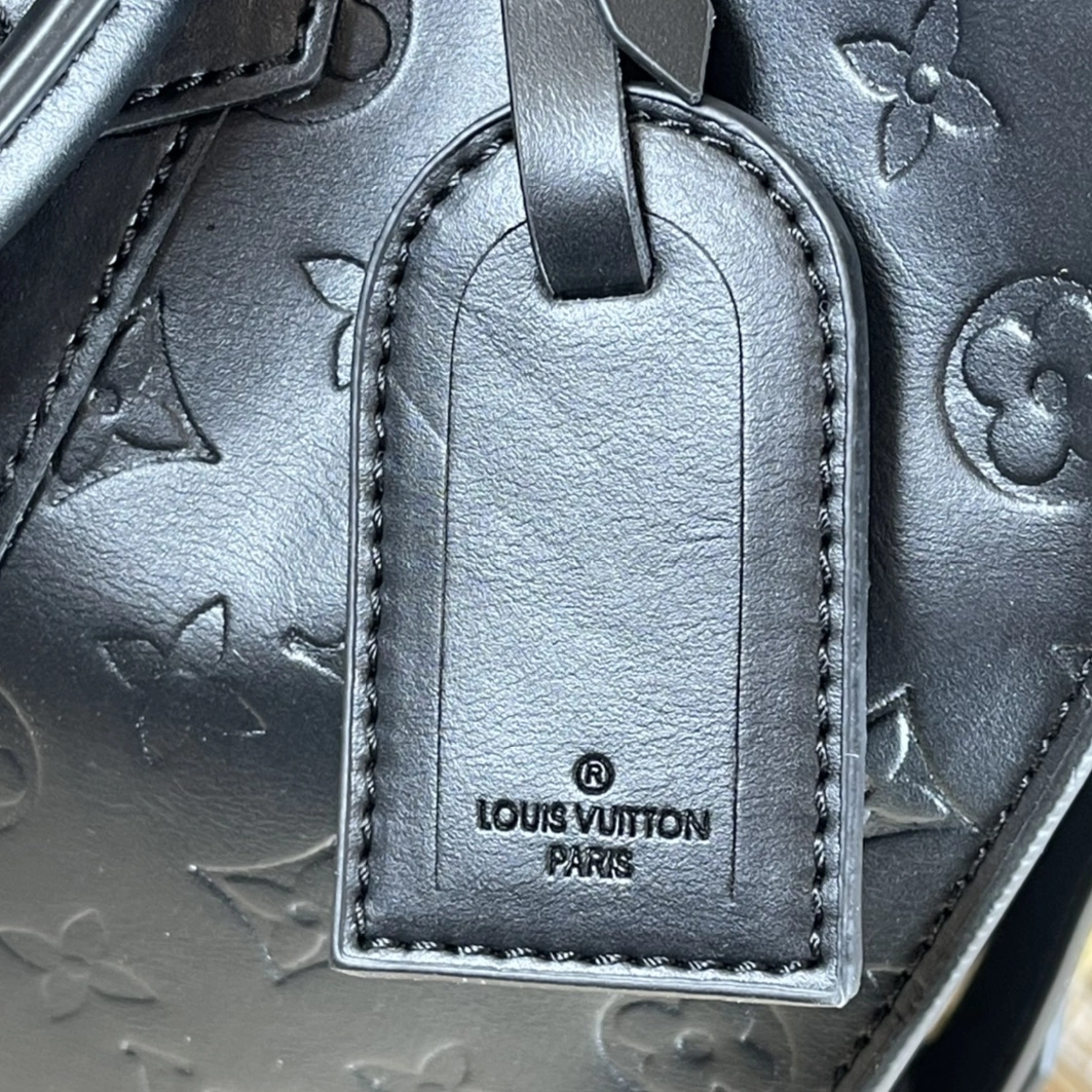 GoodFit 7659 Louis Vuitton AAA Man Handbags