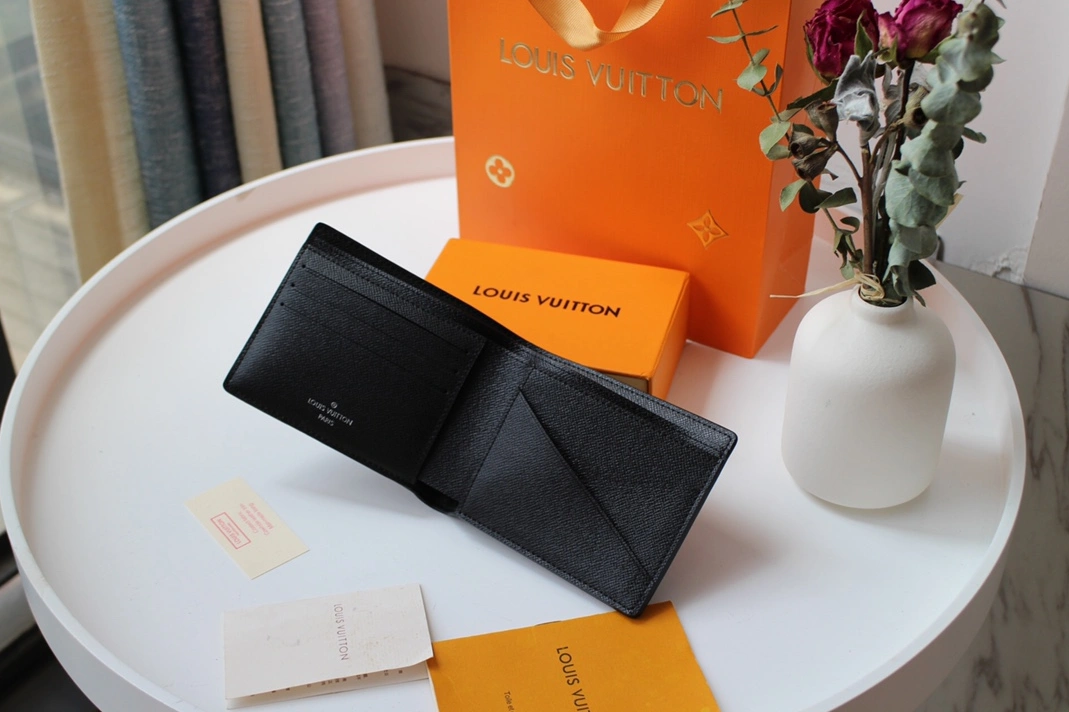 GoodFit 7679 Louis Vuitton AAA Man Wallets