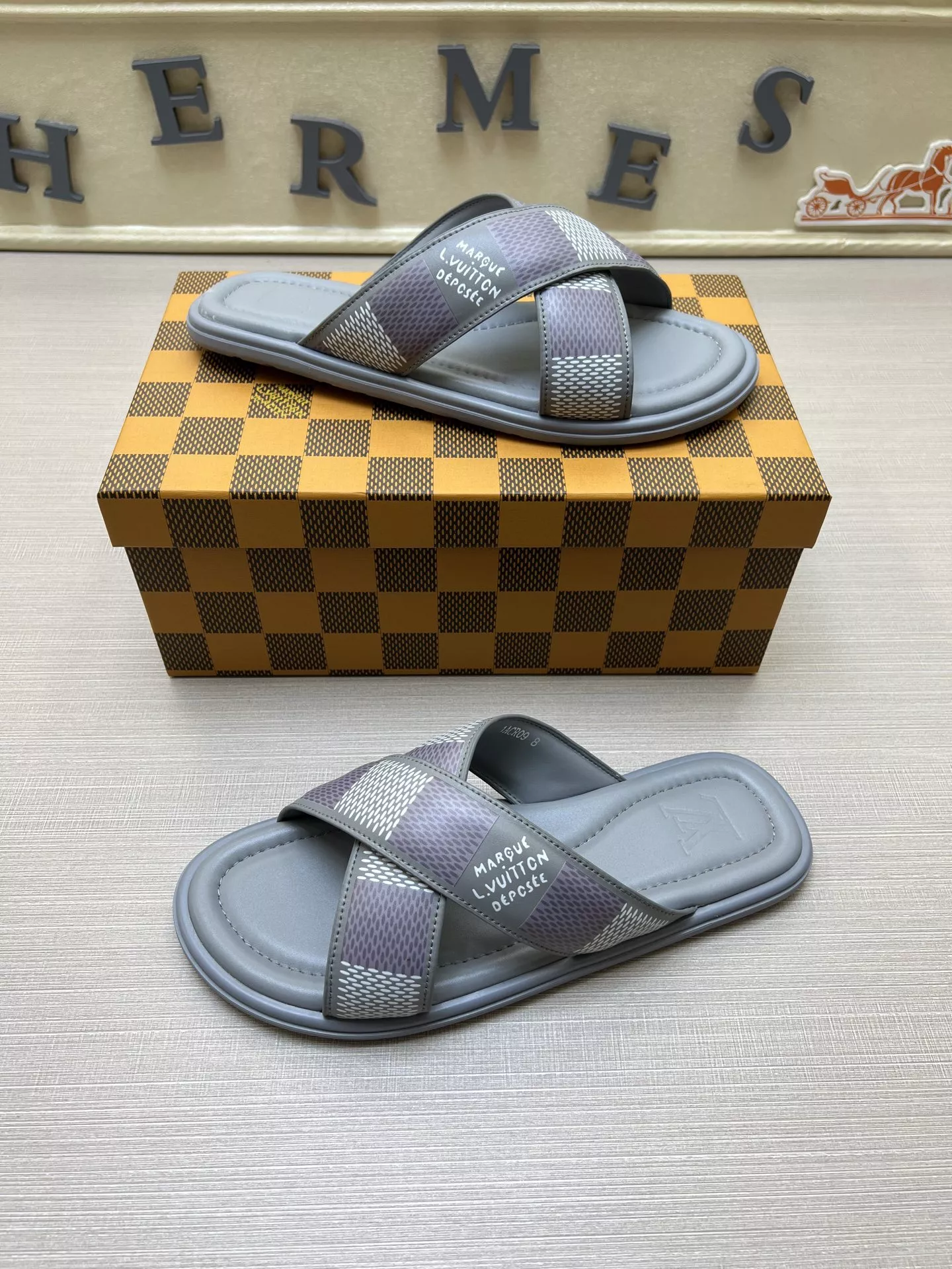 GoodFit 7702 Louis Vuitton Slippers For Men
