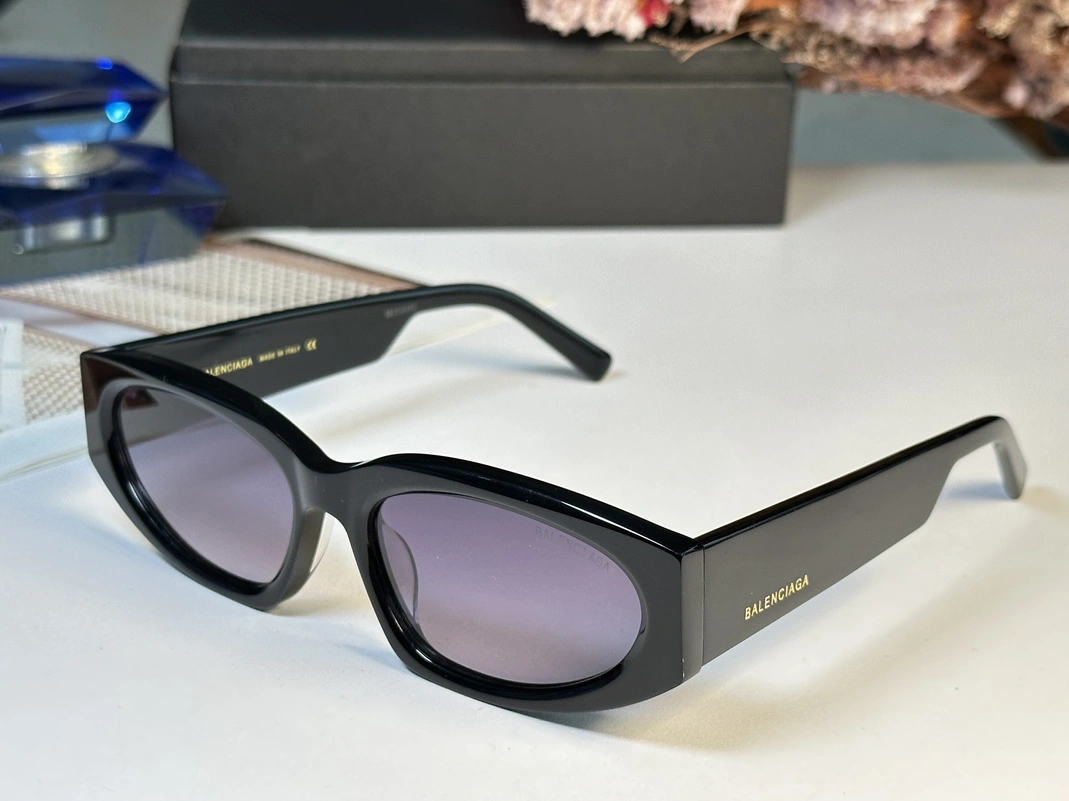 GoodFit 8015 Balenciaga AAA Quality Sunglasses