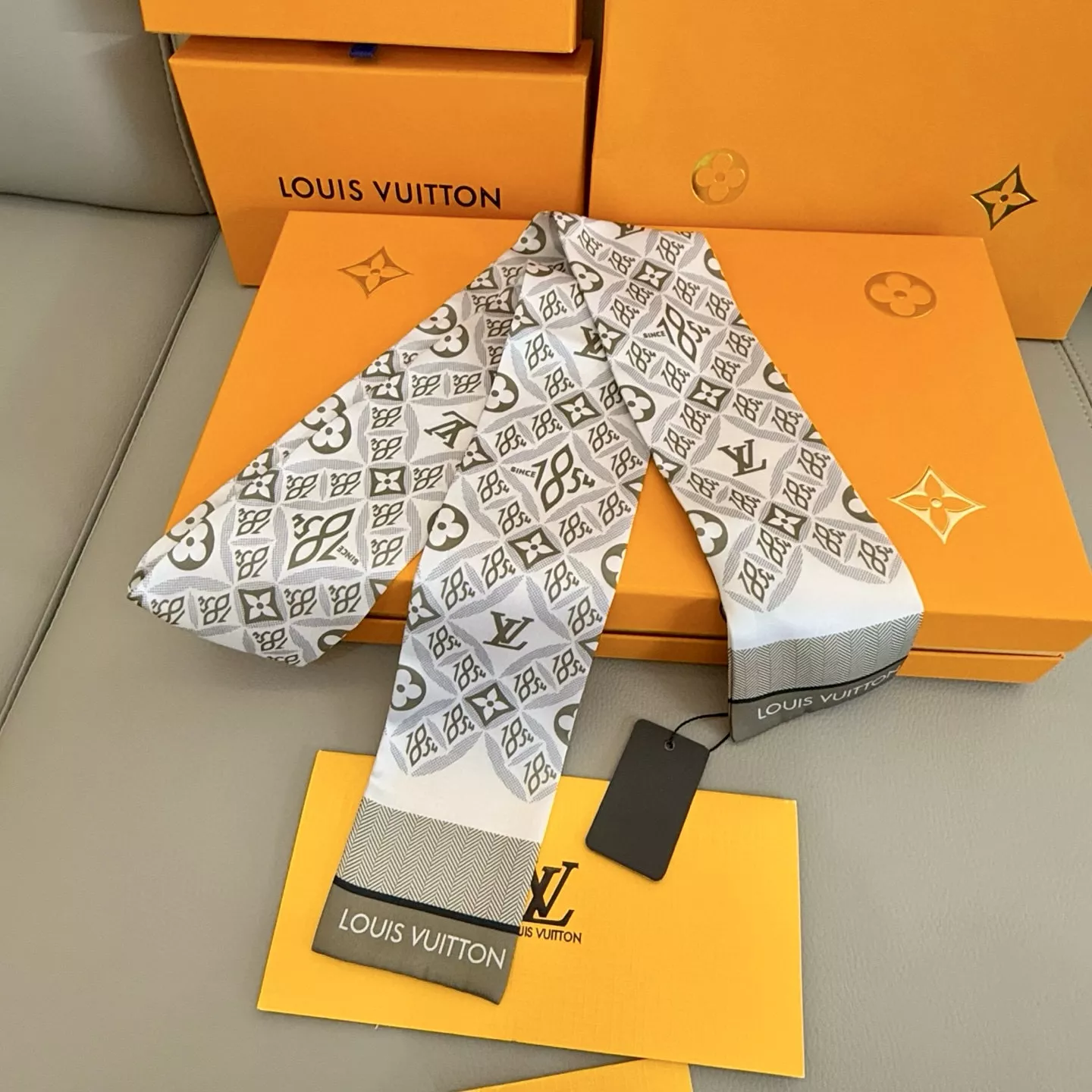 GoodFit 8186 Louis Vuitton Silk Scarf
