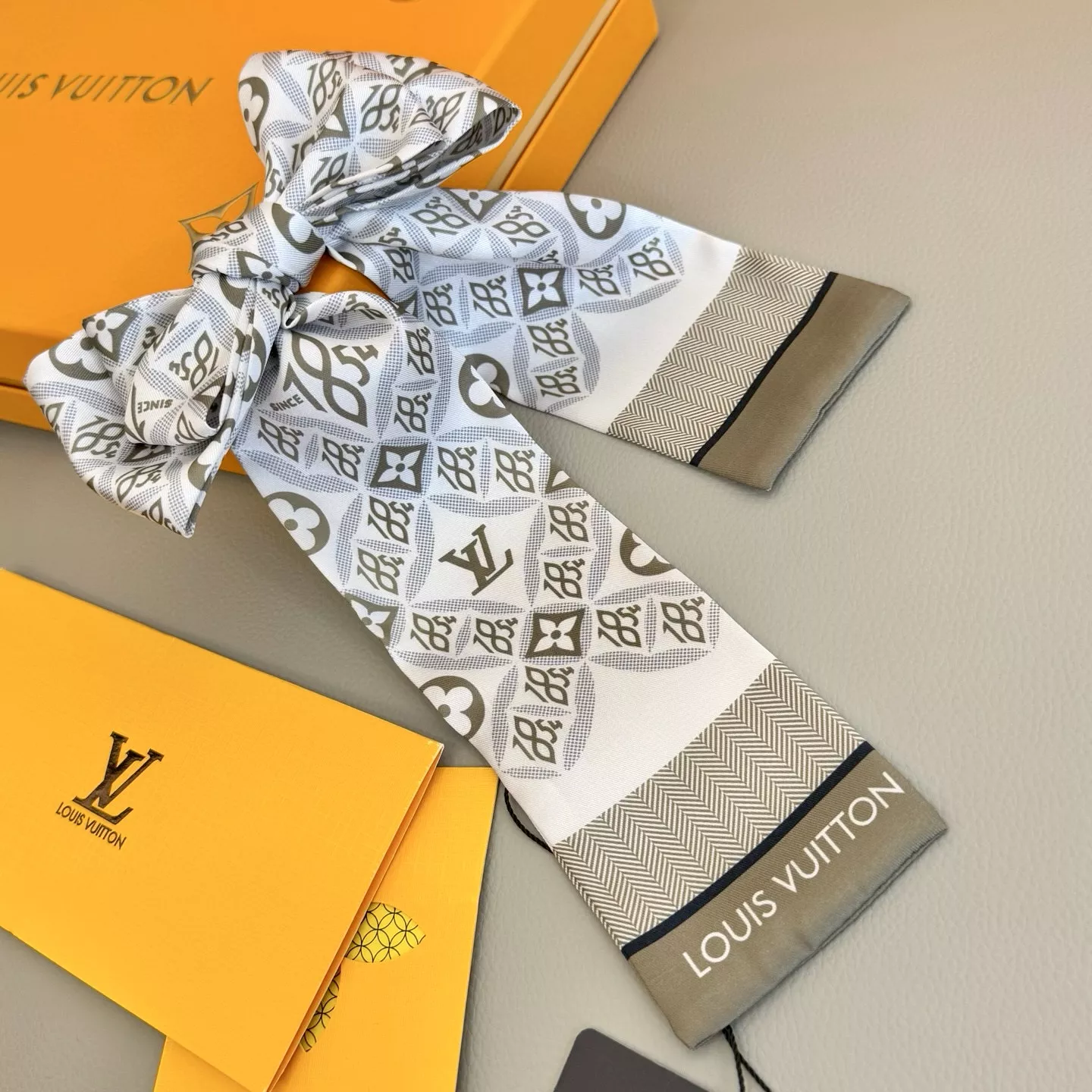 GoodFit 8186 Louis Vuitton Silk Scarf