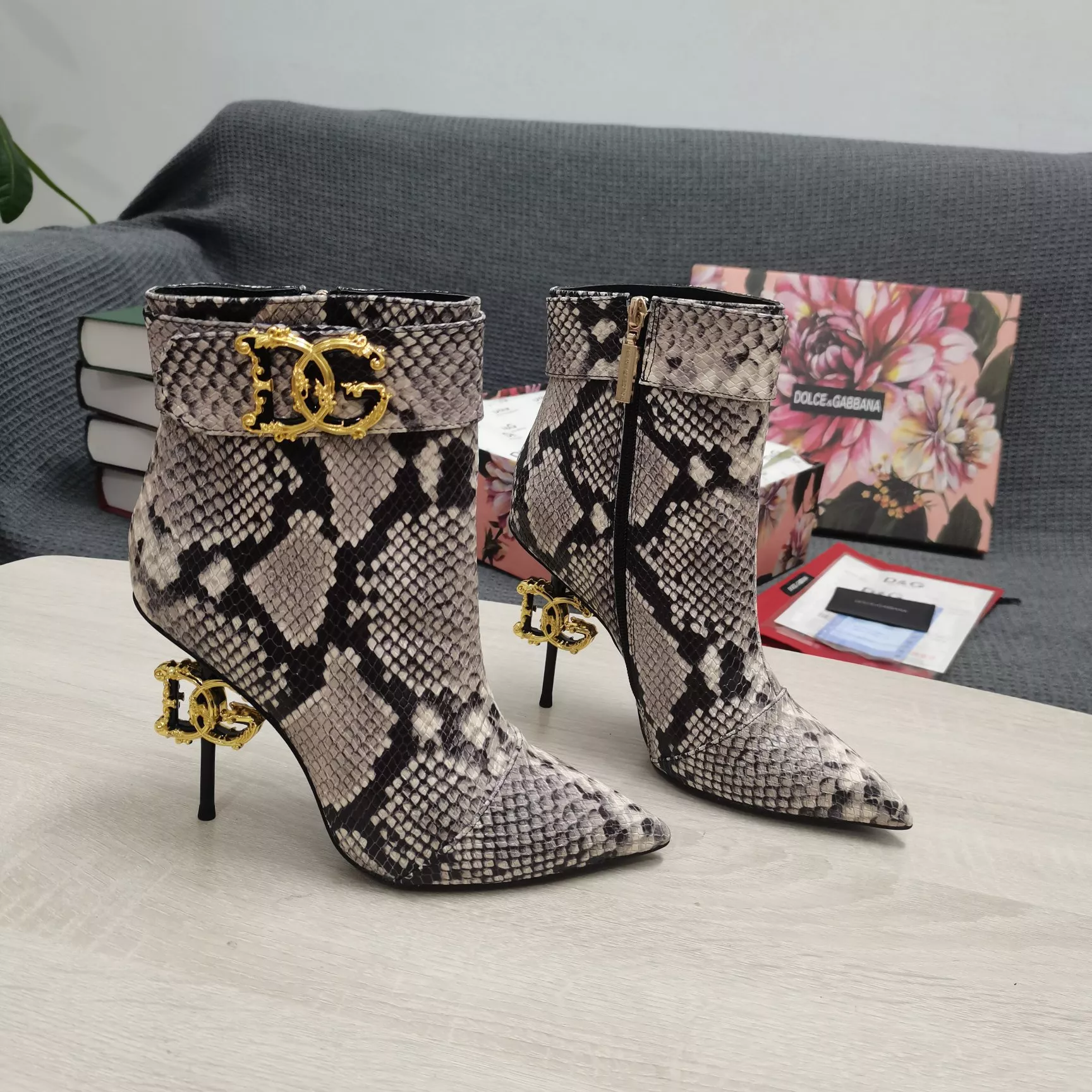 GoodFit 8215 Dolce & Gabbana D&G Boots For Women