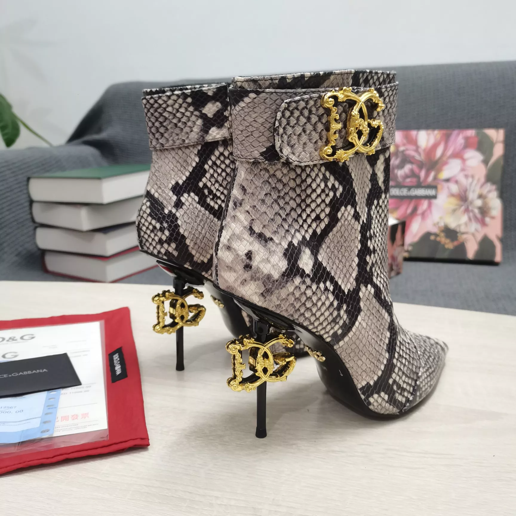 GoodFit 8215 Dolce & Gabbana D&G Boots For Women