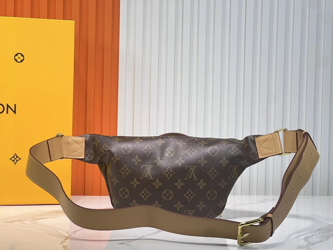 GoodFit 852 Louis Vuitton LV AAA Quality Belt Bags For Unisex