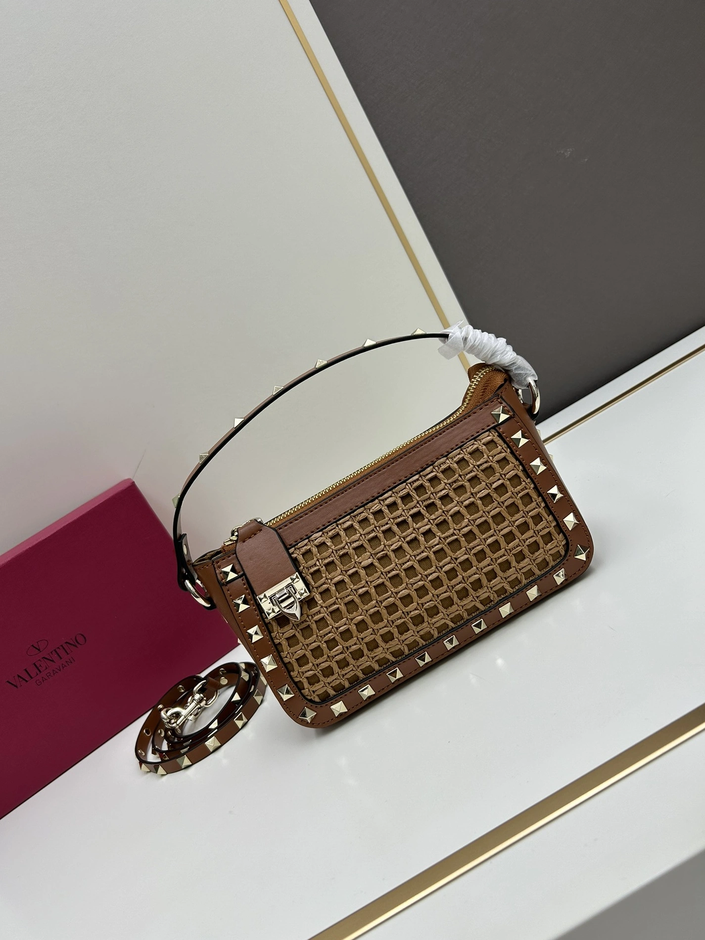 GoodFit 859 Valentino AAA Quality Messenger Bags For Women