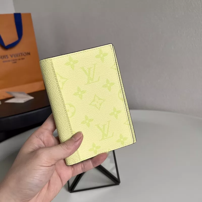 GoodFit 9019 Louis Vuitton LV Card Case