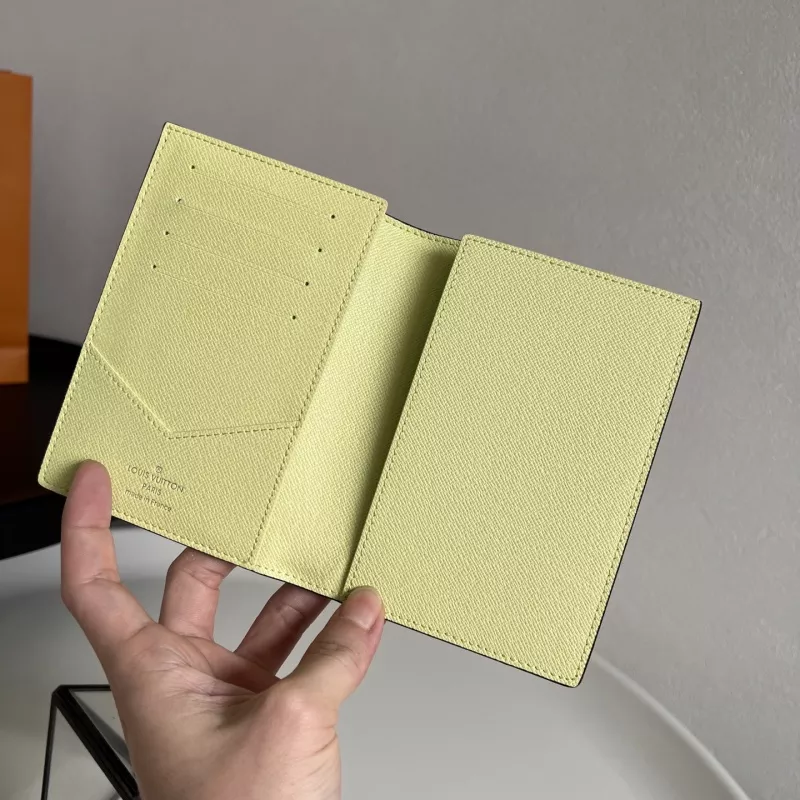 GoodFit 9019 Louis Vuitton LV Card Case