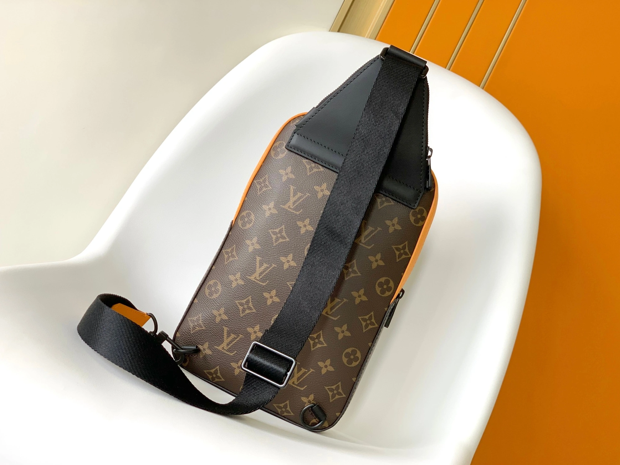 GoodFit 9103 Louis Vuitton AAA Man Messenger Bags