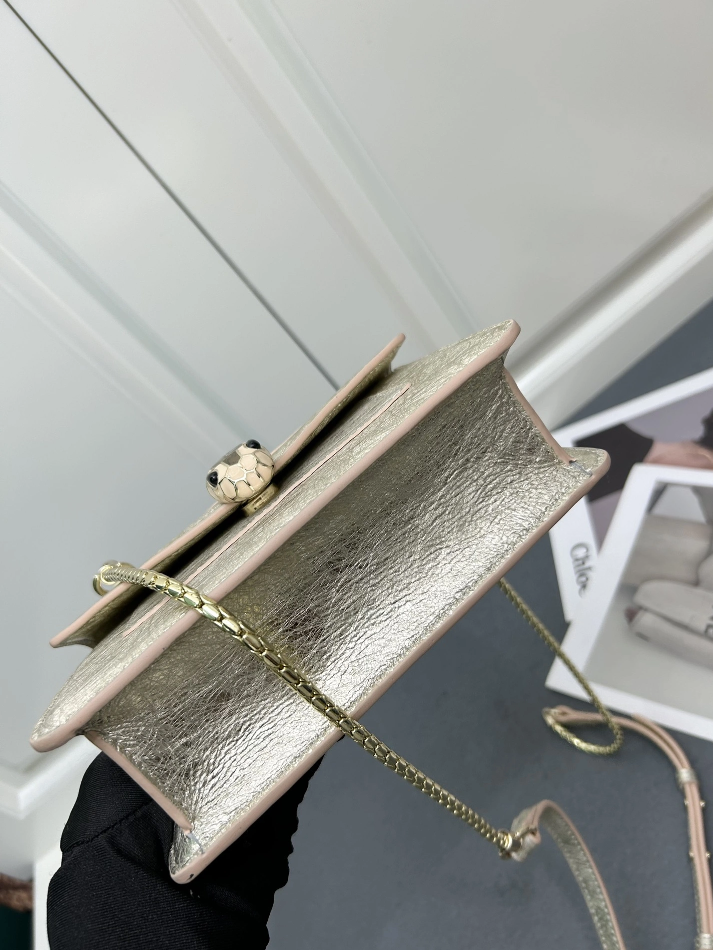 GoodFit 9201 Bvlgari AAA Quality Messenger Bags For Women