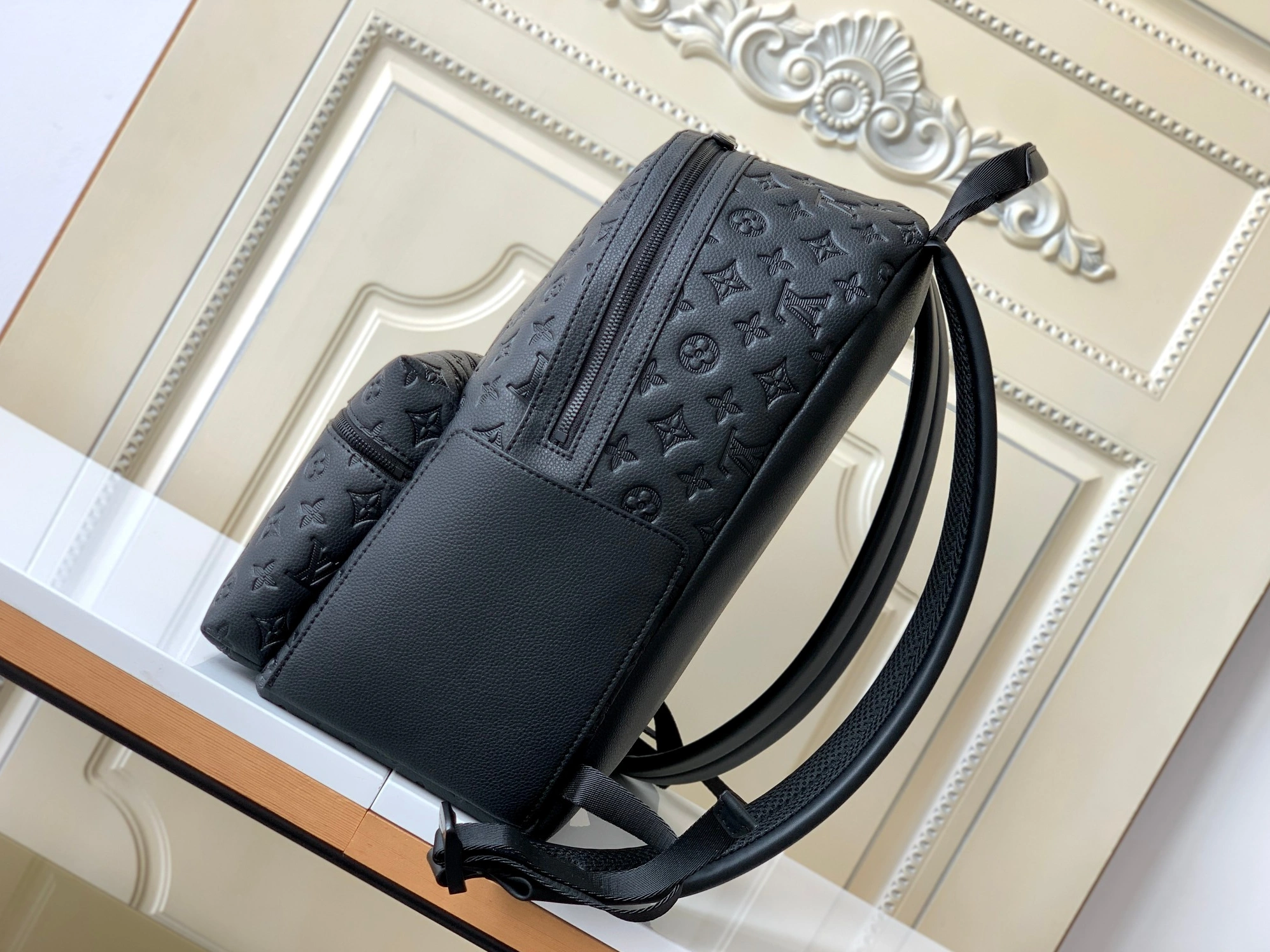 GoodFit 9239 Louis Vuitton LV AAA Man Backpacks