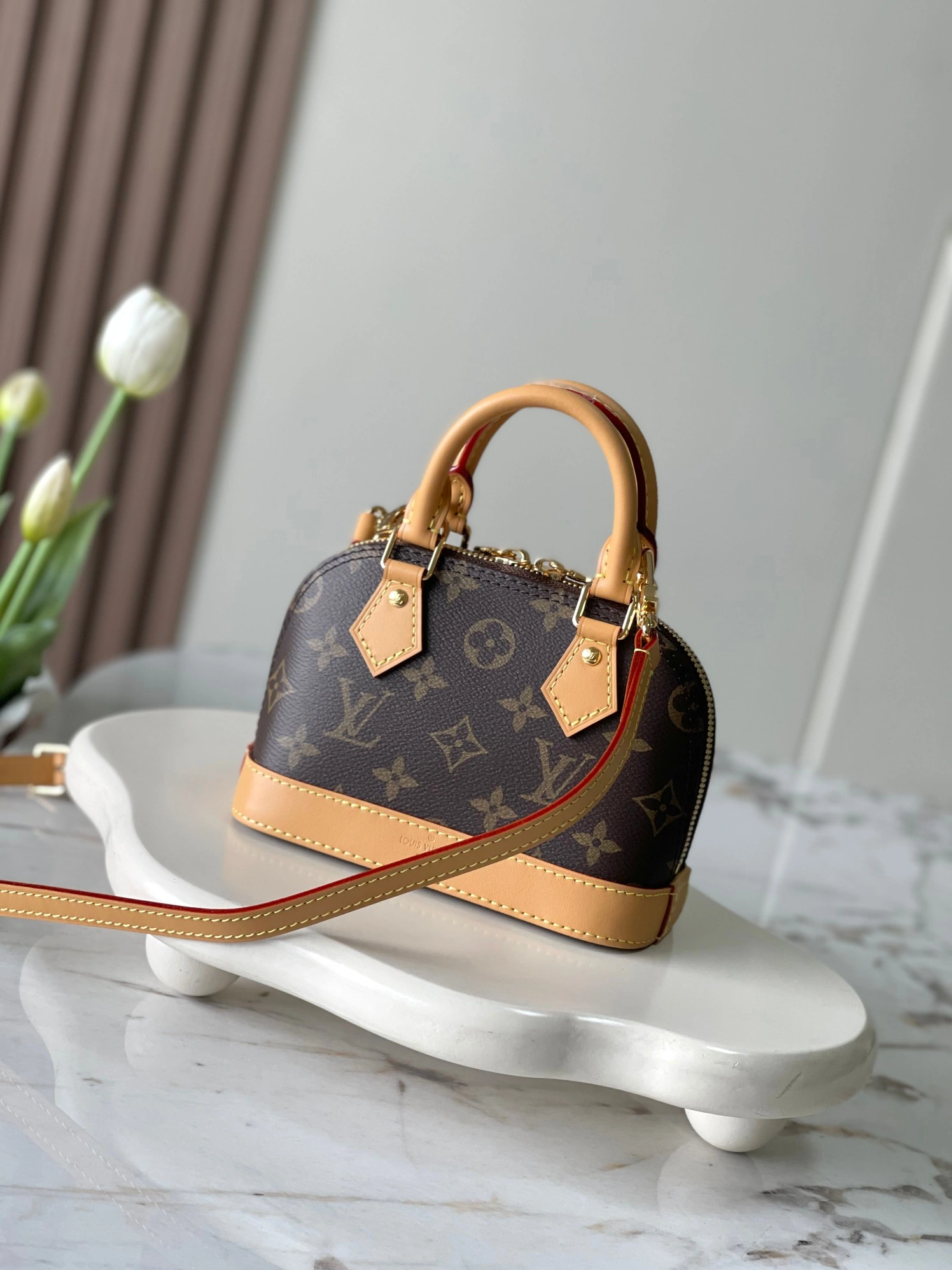 GoodFit 9565 Louis Vuitton AAA Quality Handbags For Women