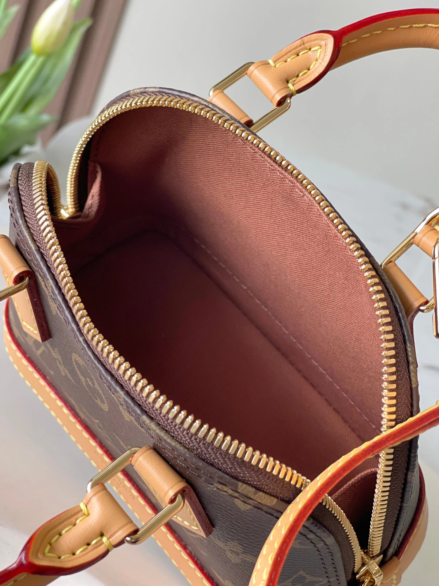 GoodFit 9565 Louis Vuitton AAA Quality Handbags For Women