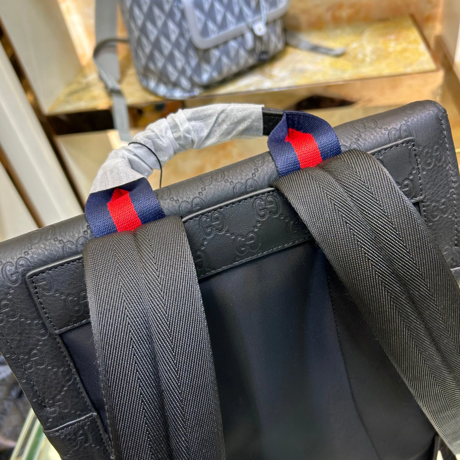 Gucci AAA Man Backpacks Compact 940