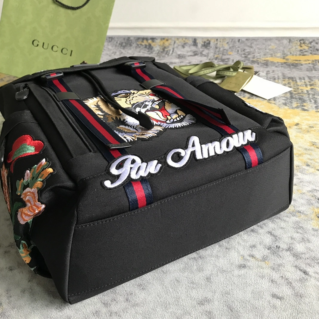 Gucci AAA Man Backpacks Elegant 1972